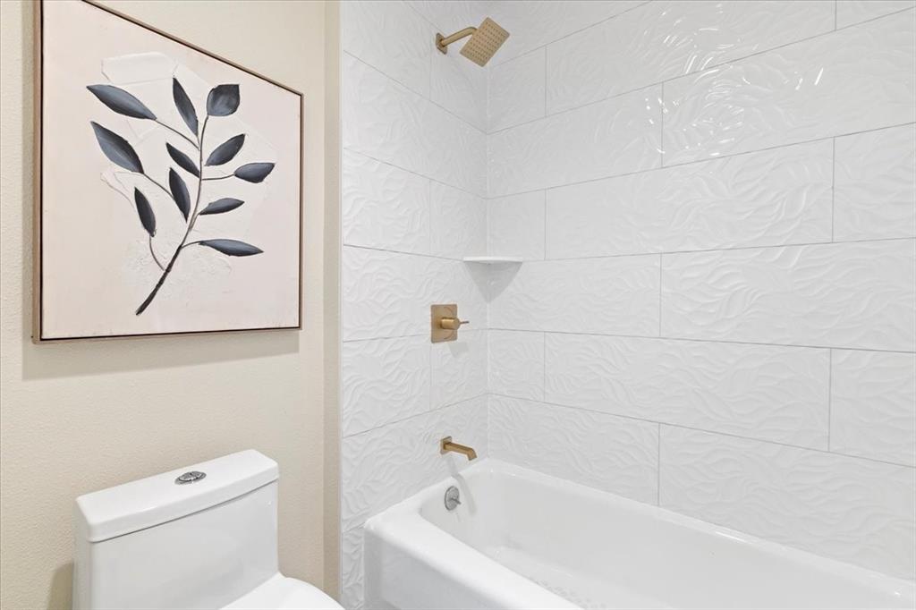 Dallas, Texas 75228, United States, 3 Bedrooms Bedrooms, ,2 BathroomsBathrooms,Residential,Pending,26594