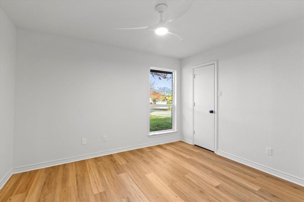 Dallas, Texas 75228, United States, 3 Bedrooms Bedrooms, ,2 BathroomsBathrooms,Residential,Pending,26594