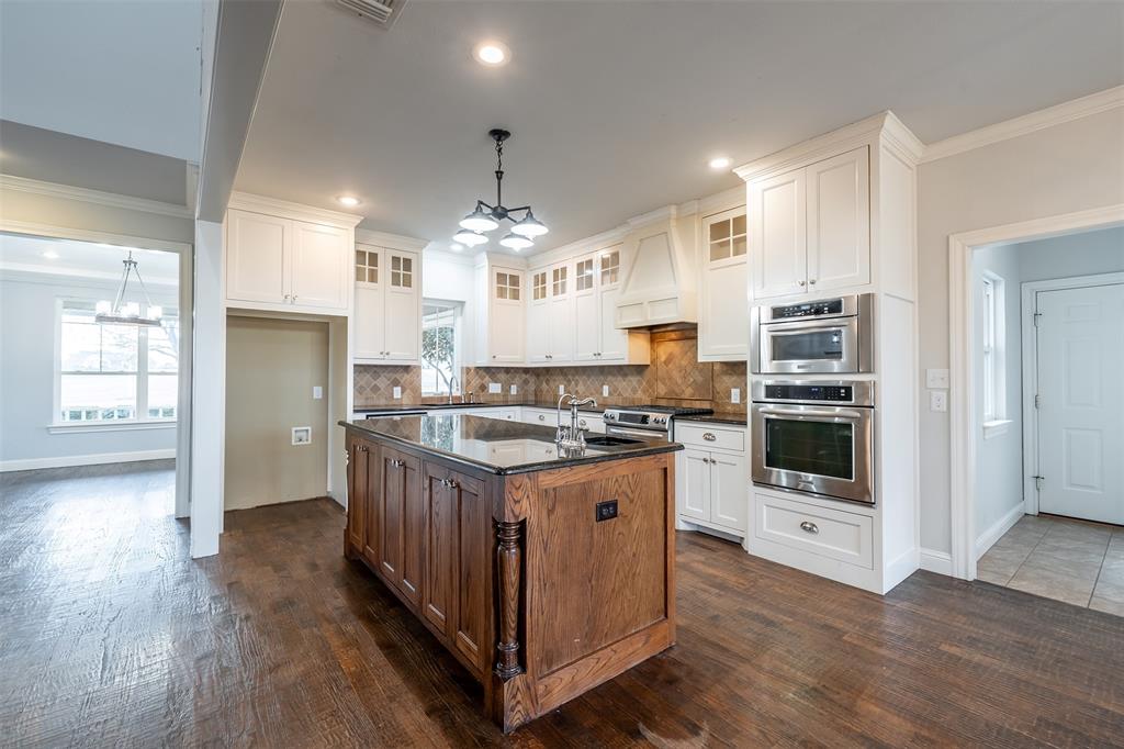 10899 County Road 496