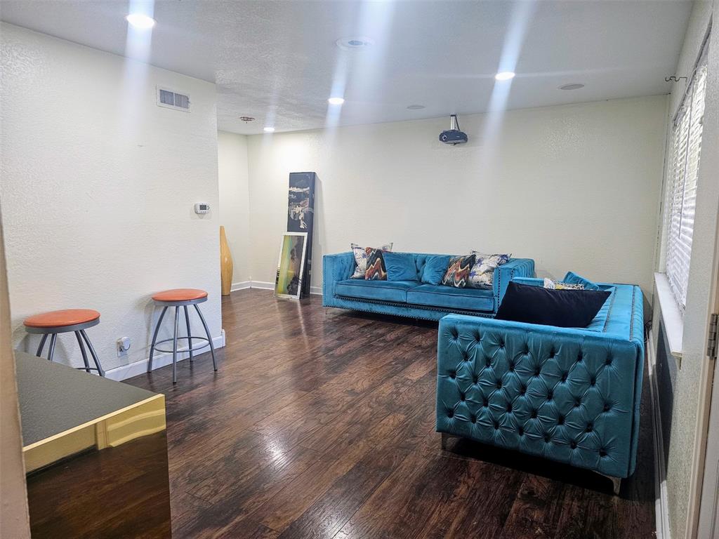 Ferguson Heights 03 Sec 02 - Residential Lease