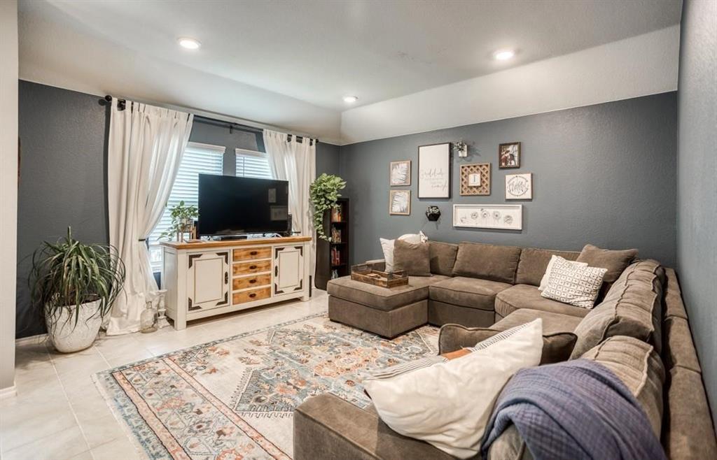 608 Rustic Meadows Trail