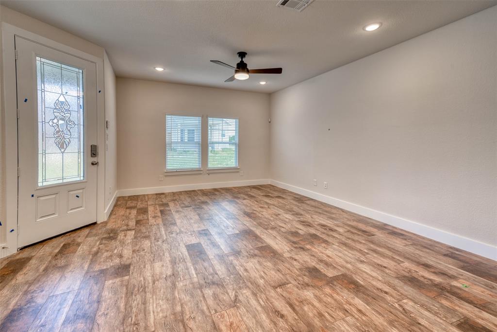 1403 Apricot Lane