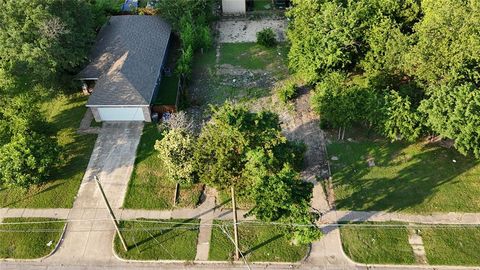 2818 Meadow Street Dallas TX 75215