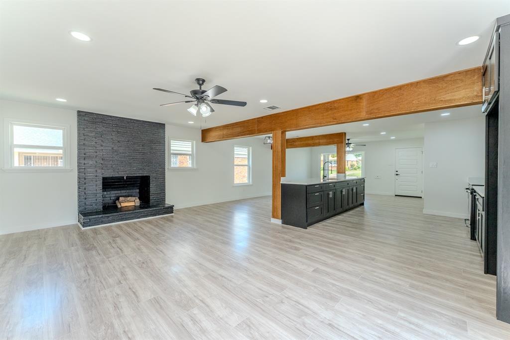 1516 Driftwood Drive