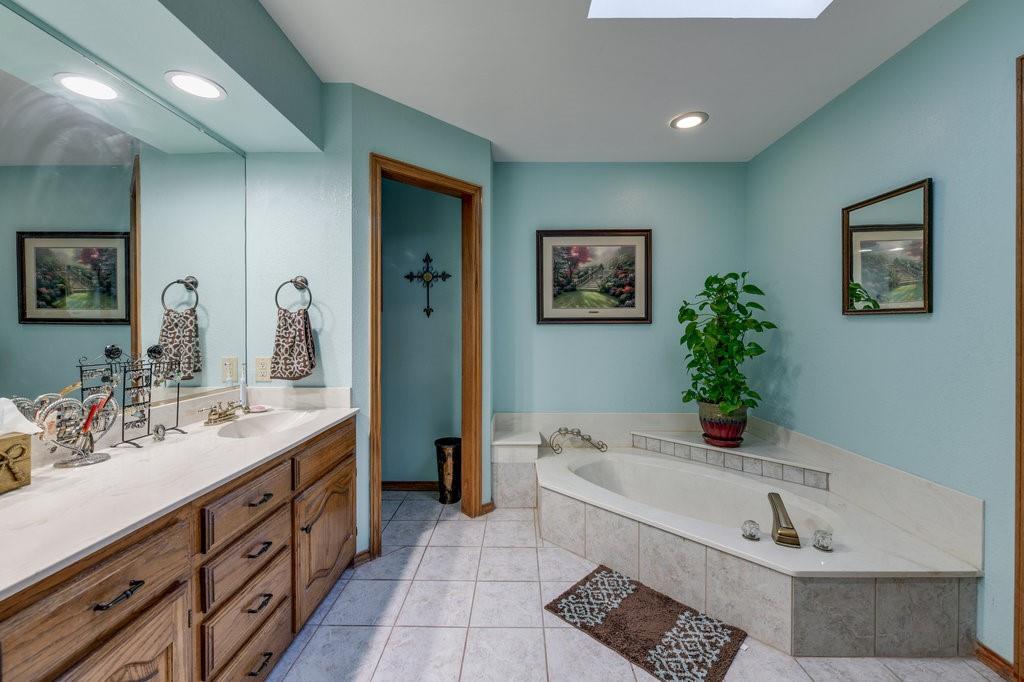 Lakegrove - Residential