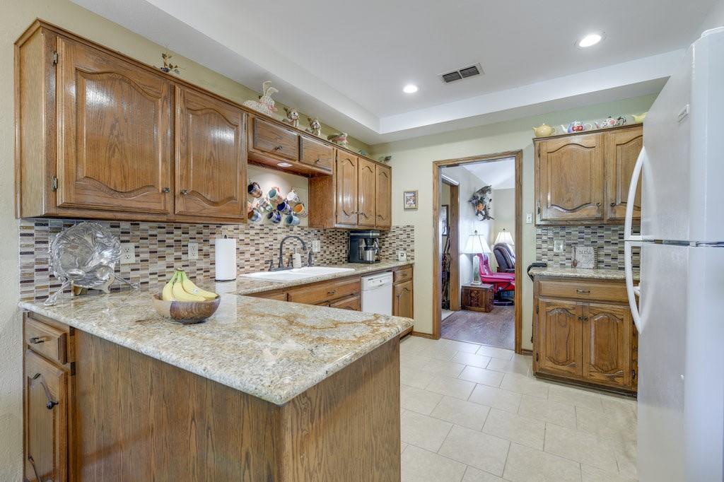 Lakegrove - Residential