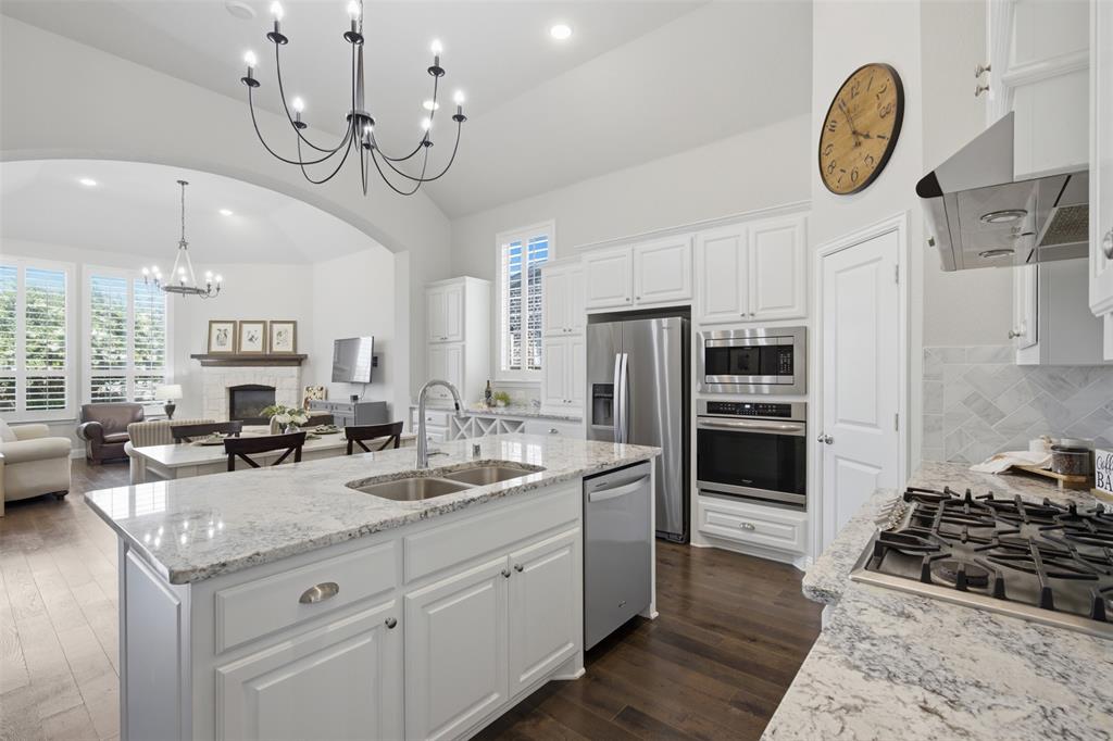8028 Deep Water Cove