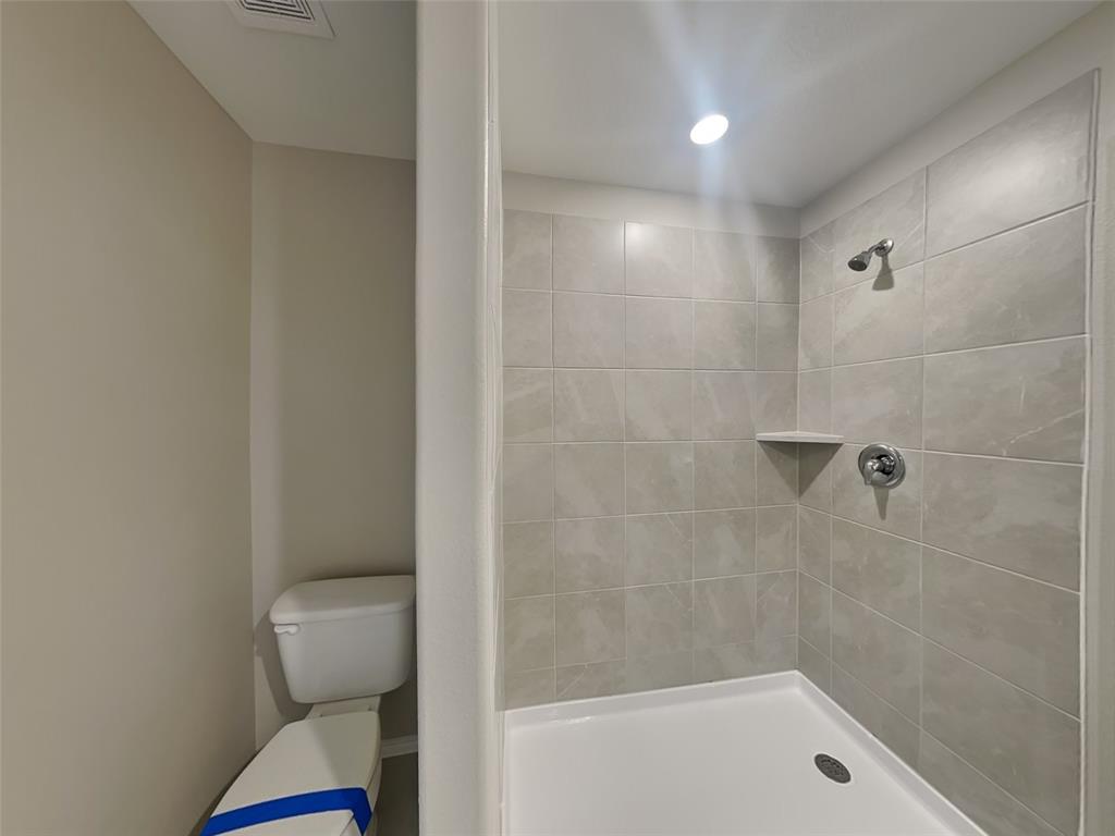 SHALE CREEK - Residential Lease