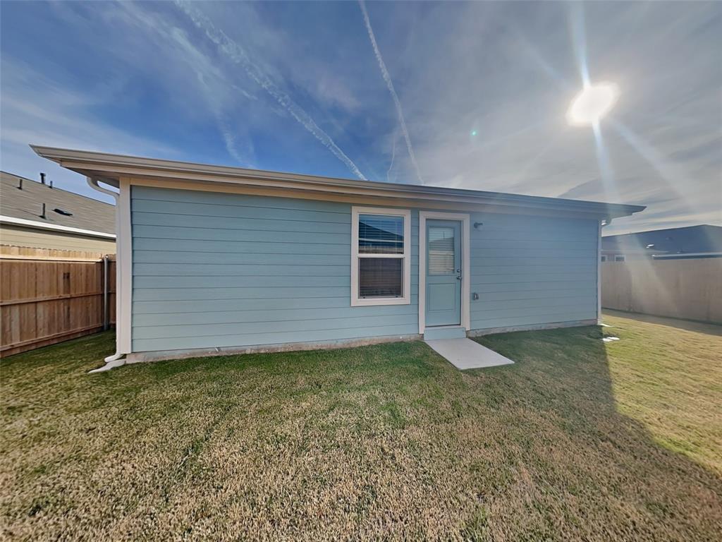 SHALE CREEK - Residential Lease