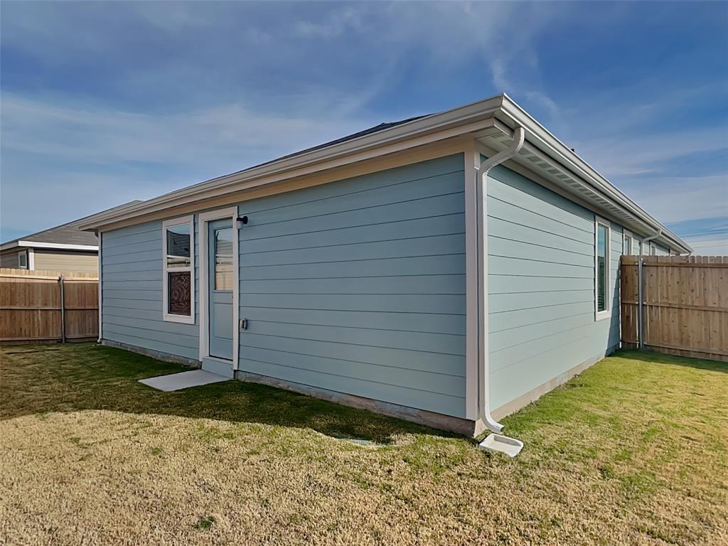 SHALE CREEK - Residential Lease