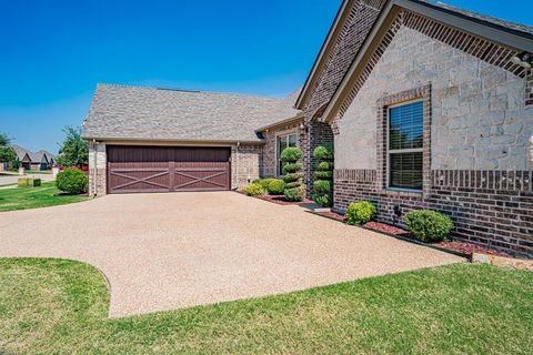 A home in Granbury