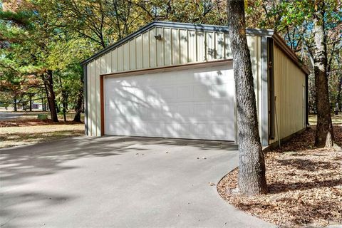 A home in Powderly