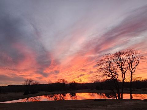 1818 County Road 1151 Cumby TX 75433