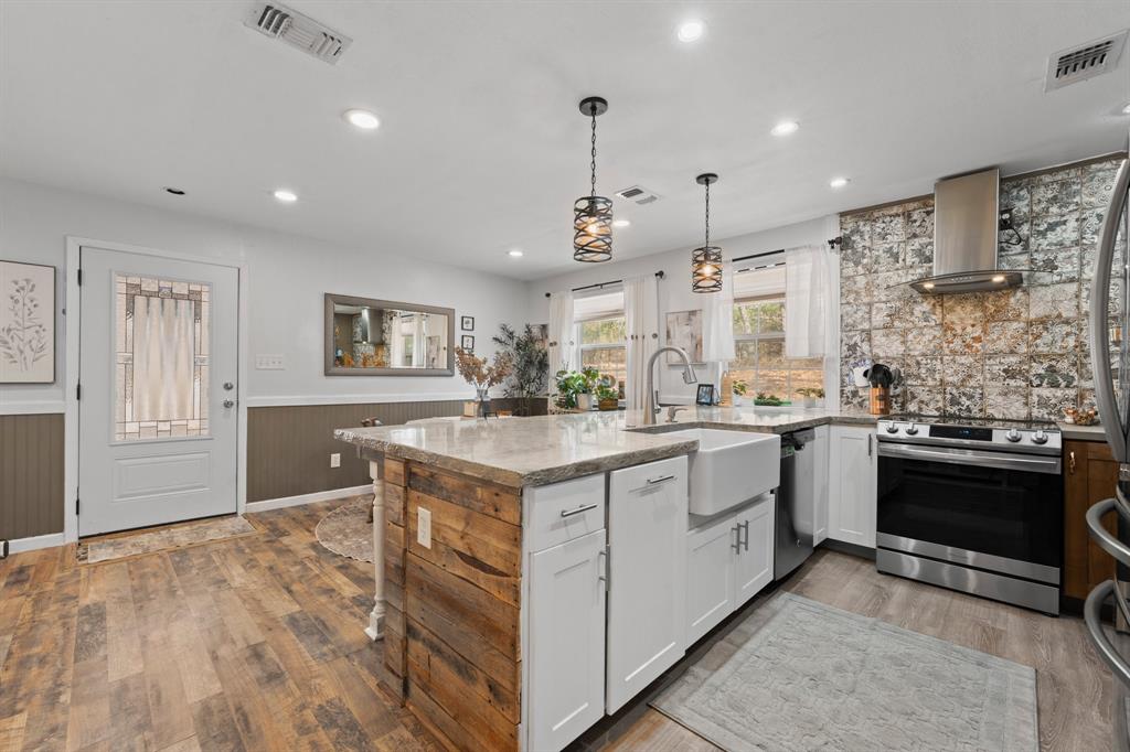 2516 Brushy Nob Drive