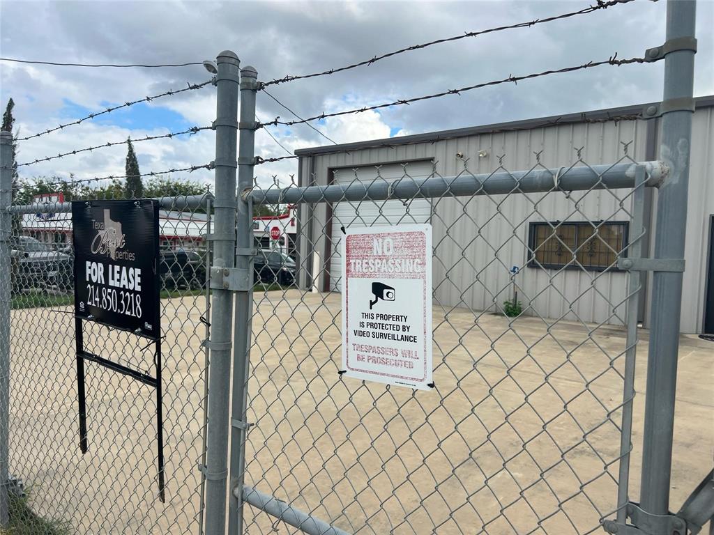 4700 Keller Haslet Road 100