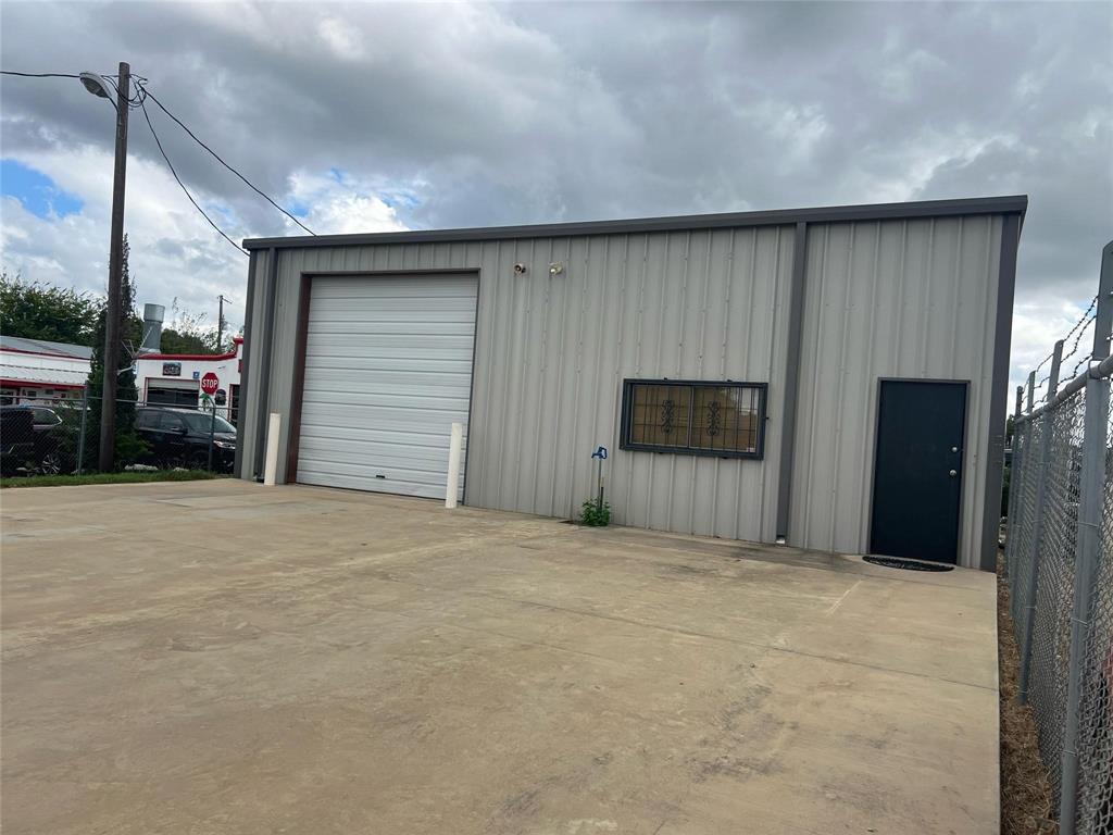 4700 Keller Haslet Road 100