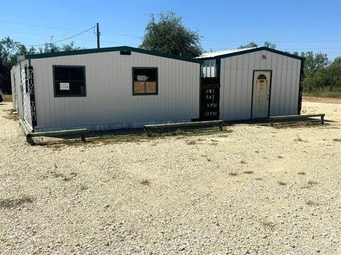 2975 FM 1929 Voss TX 76888