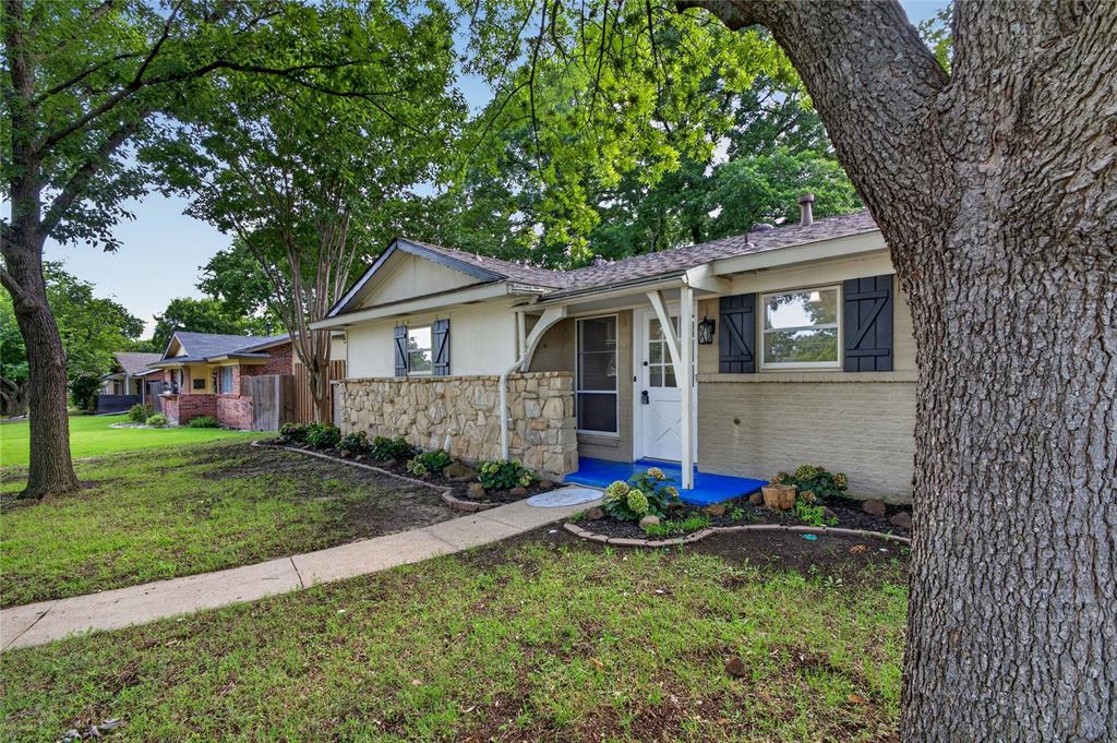 1621 Debbie Drive