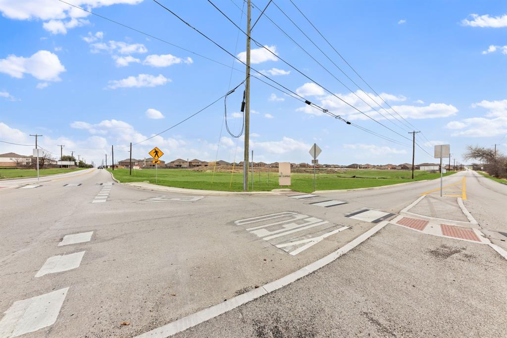 Ea Shultz Surv Abs # 1439 - Land