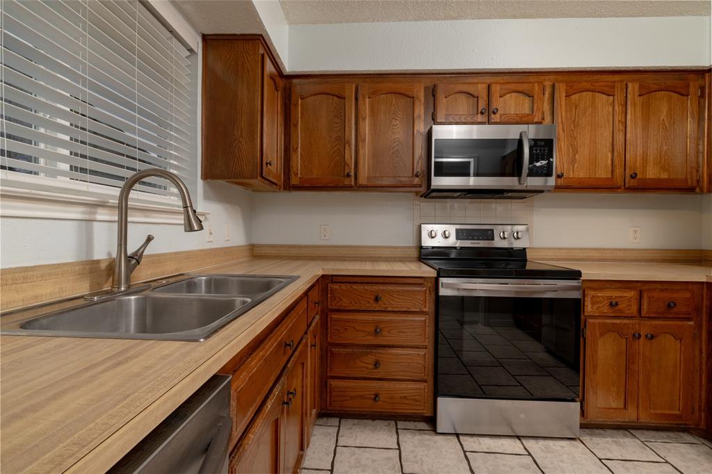 Foster Village Add - Residential