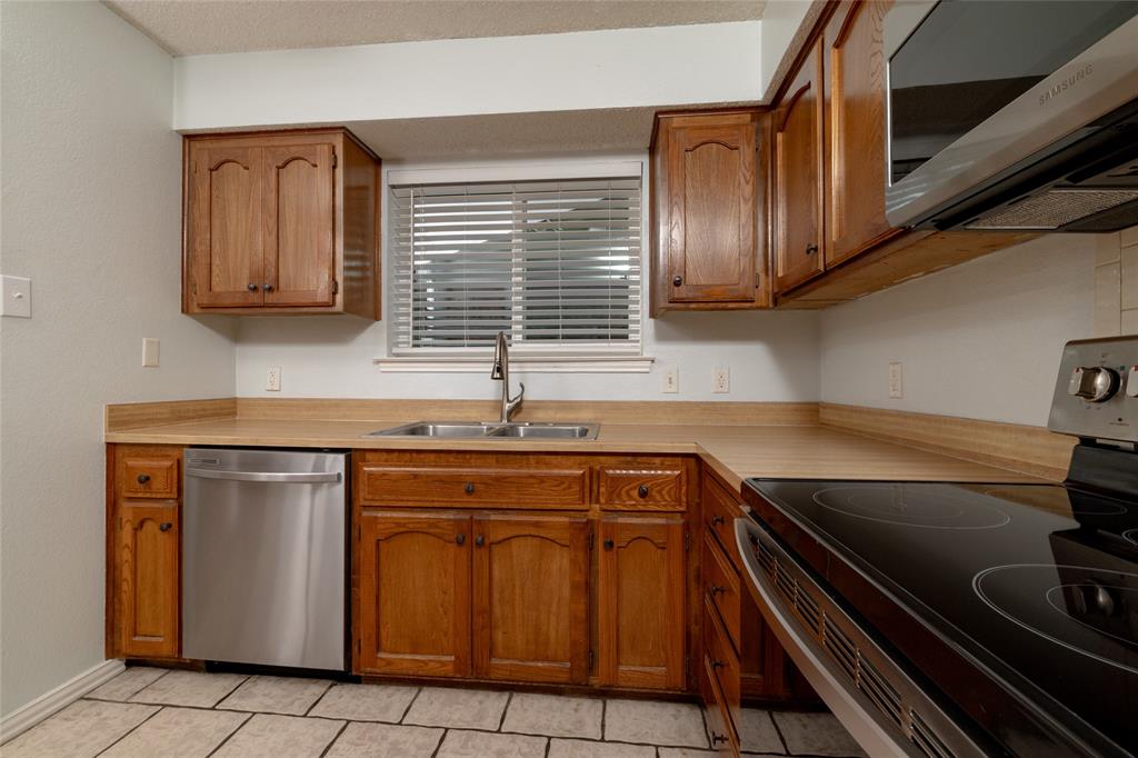 Foster Village Add - Residential