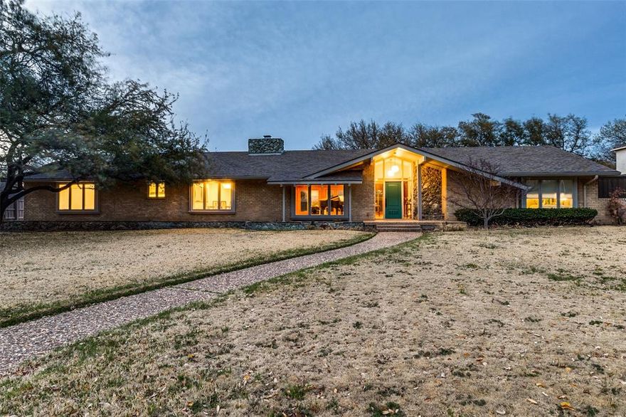Meticulously maintained MID-CENTURY MODERN home sits on a large, beautifully treed lot in the heart of Dallas in highly coveted Russwood Acres. This sprawling one story home has so much to offer for living, working, entertaining, and relaxing by the sparkling pool. Chef’s kitchen features Wolf and Sub-Zero appliances. Boosting 3 living areas, open floor plan, big windows, gorgeous backyard views, high ceilings, spacious bedrooms. Rare opportunity near Dallas’ best private schools, restaurants and shopping.