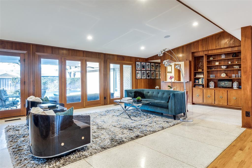 Russwood Acres 2nd Inst - Residential