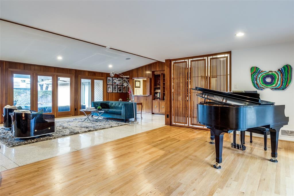 Russwood Acres 2nd Inst - Residential