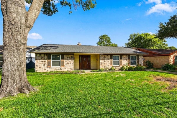1110 TIPTON RD, IRVING, TX 75060 - Image b5c61781204e154eae73a2a426bed87f/1464071991