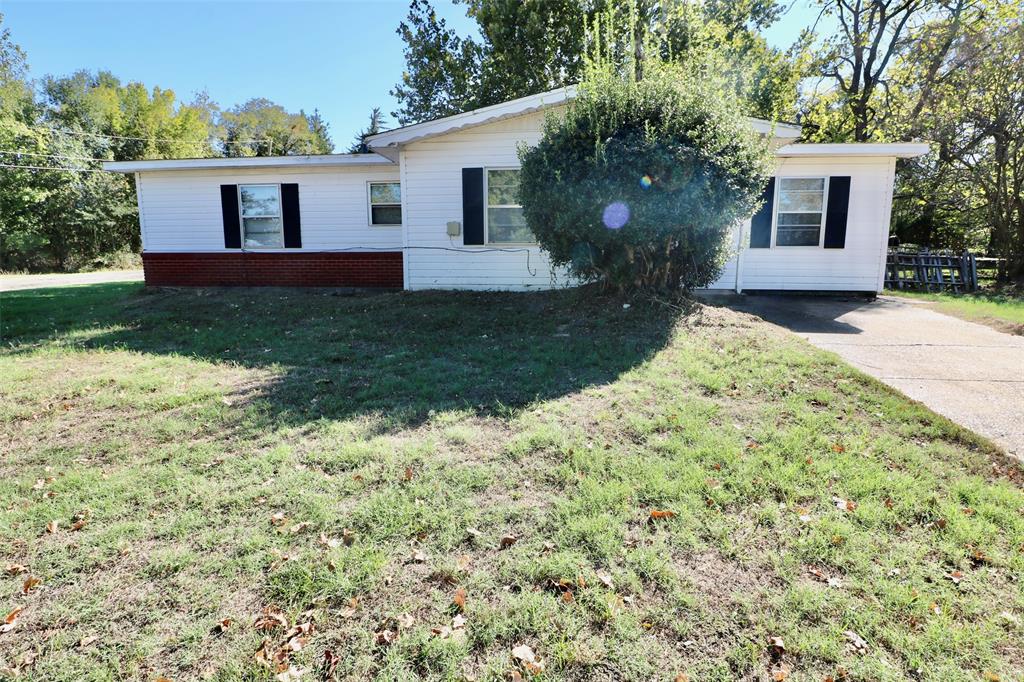 2490 Beverly Drive