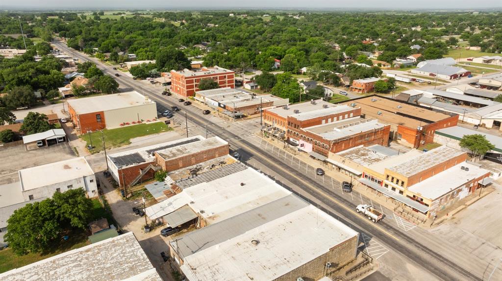 Orig Deleon - Commercial Sale