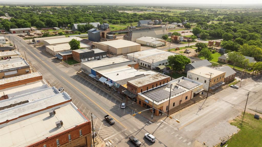 Orig Deleon - Commercial Sale