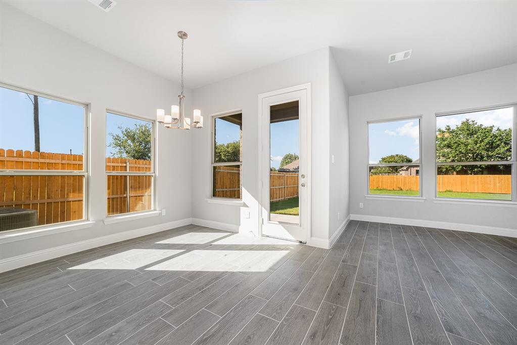 Dustin Manor - Residential