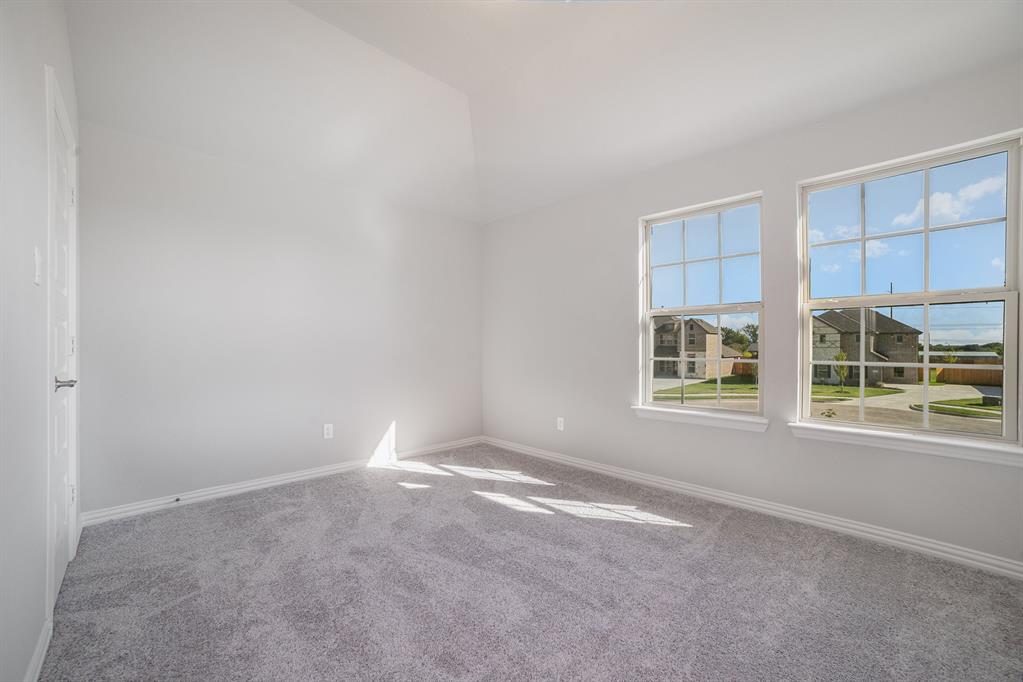 Dustin Manor - Residential