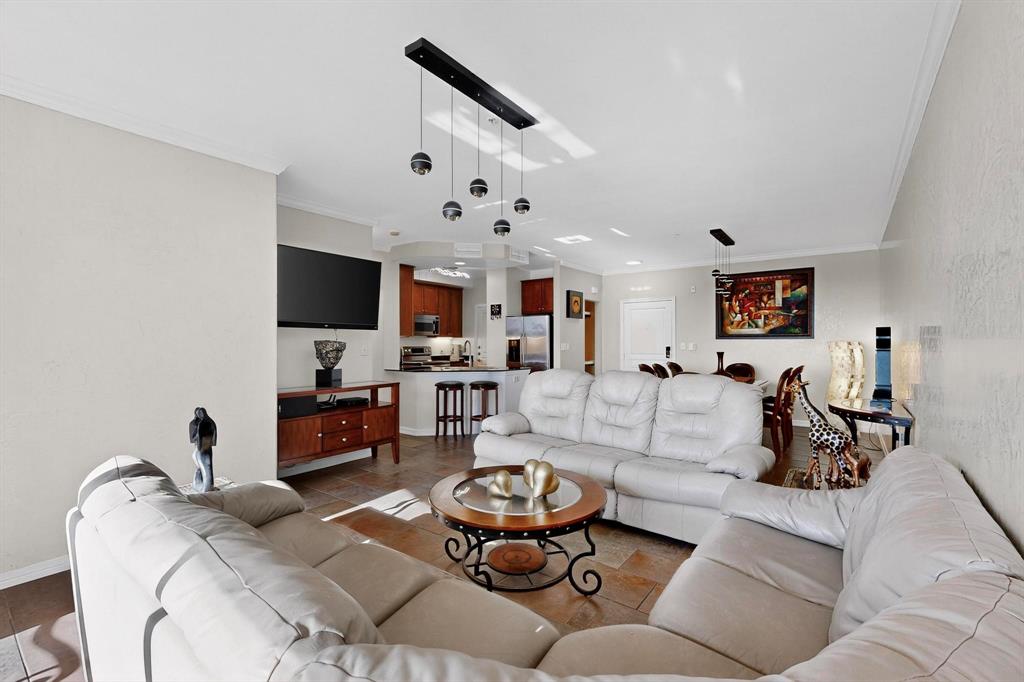 330 Las Colinas Boulevard E 1116