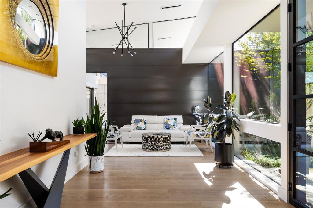 Inwood Road Estates - Residential