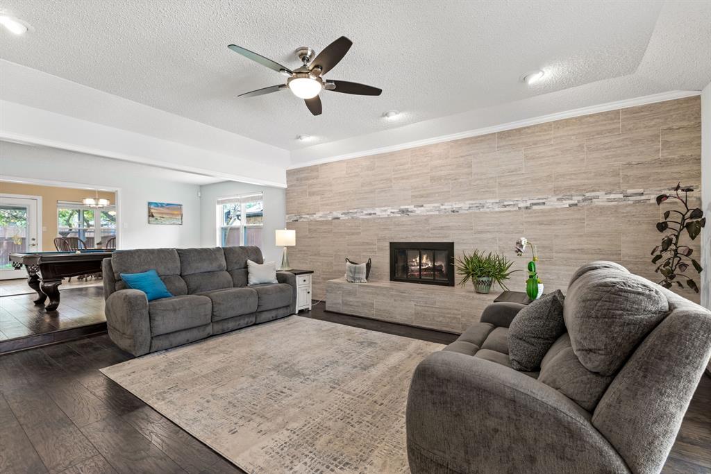 1949 E Branch Hollow Drive