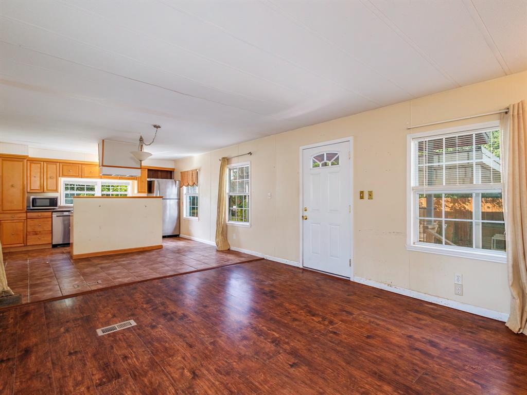 415 Longhorn Drive