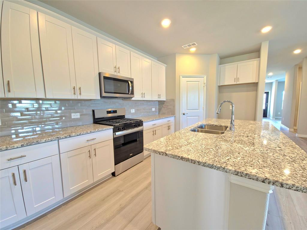 Briarwood Hills Ph 3 - Residential Lease