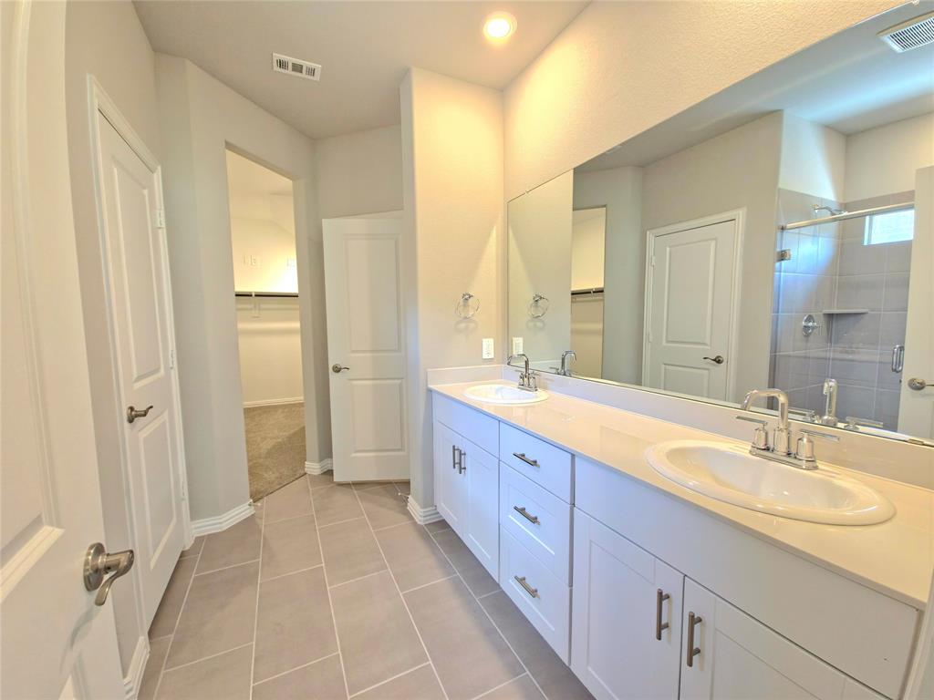 Briarwood Hills Ph 3 - Residential Lease