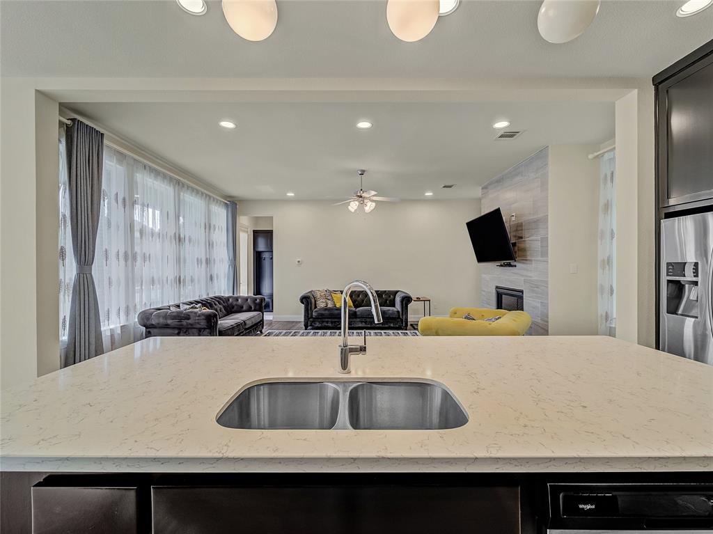 1019 Devonshire Drive