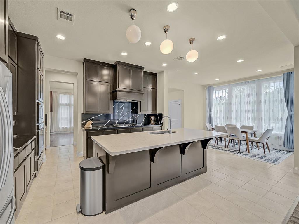 1019 Devonshire Drive