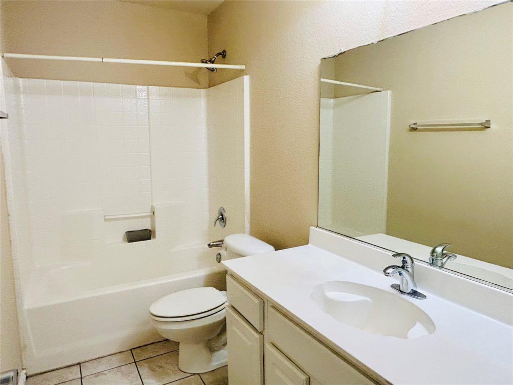 Fossil Hill Estates - Residential Lease