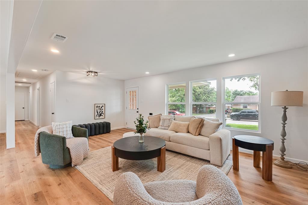 Glen Oaks - Residential