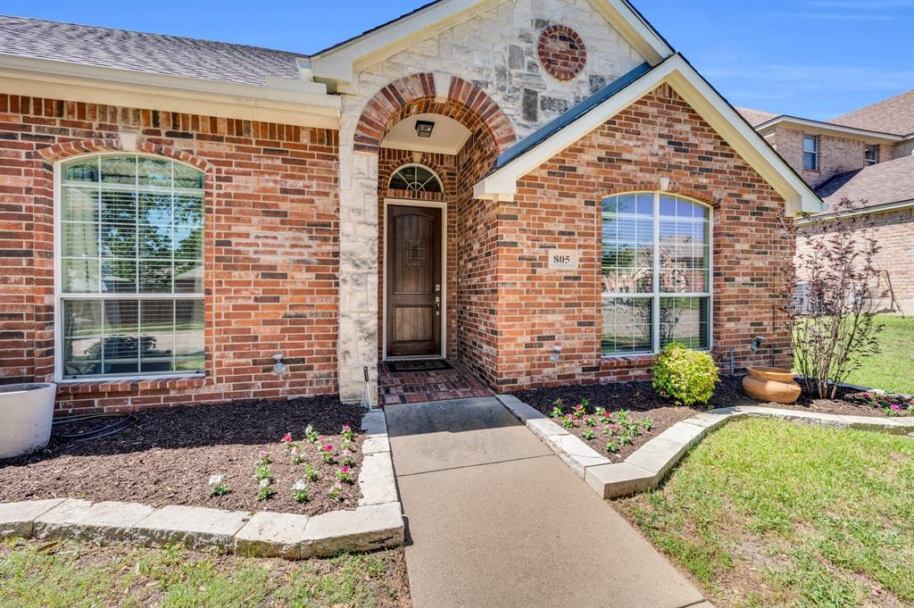 805 Warwick Court