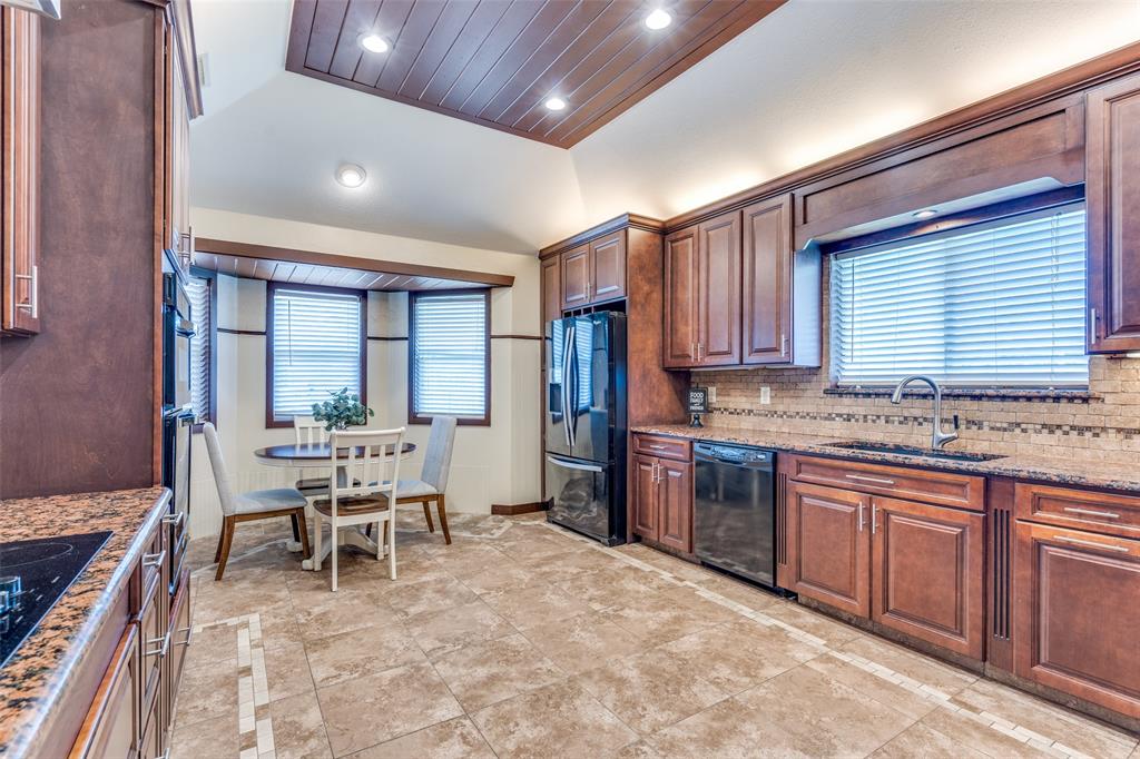 807 Autumn Hill Drive