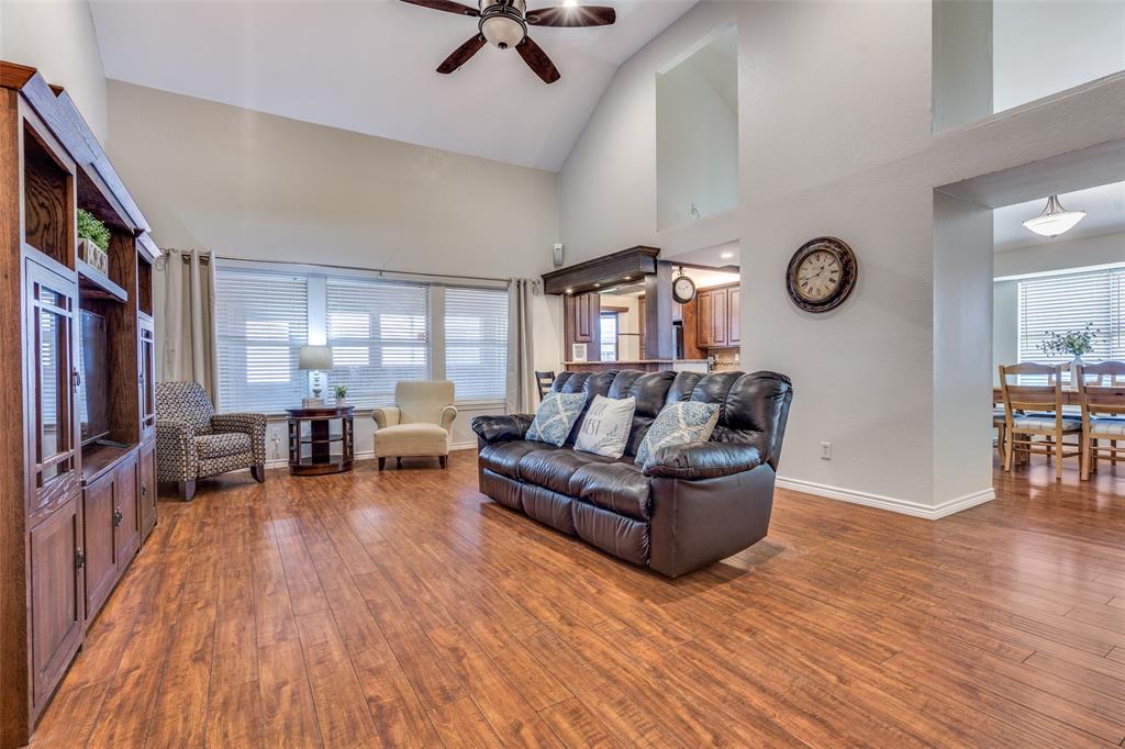 807 Autumn Hill Drive