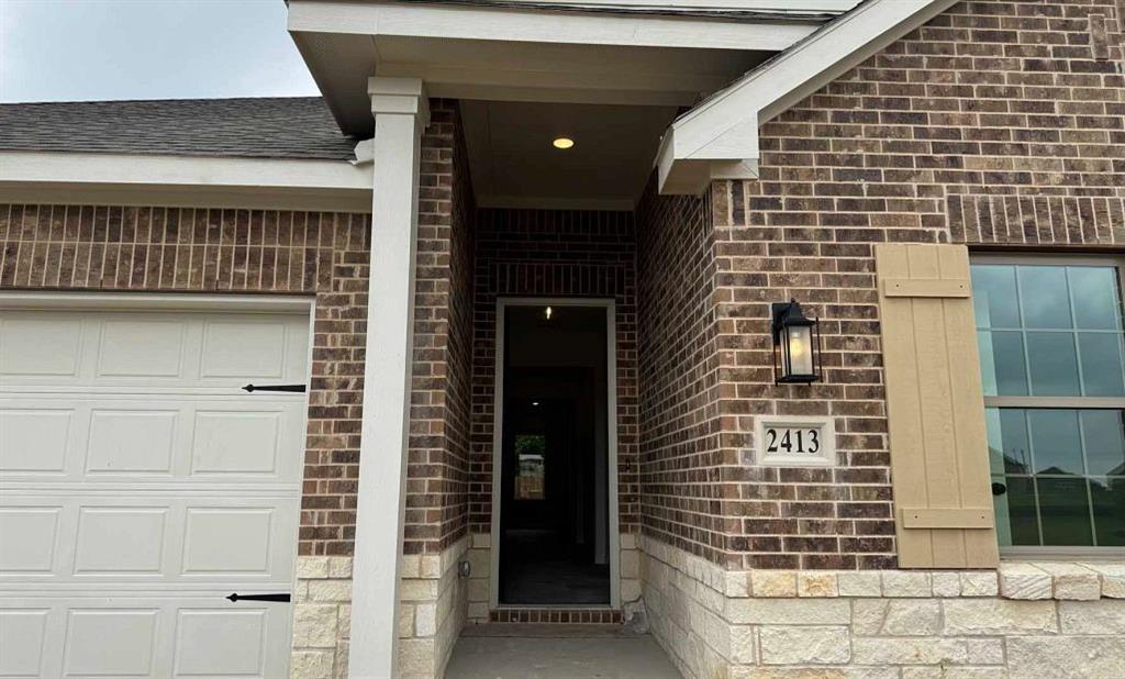2413 Daisy Lane