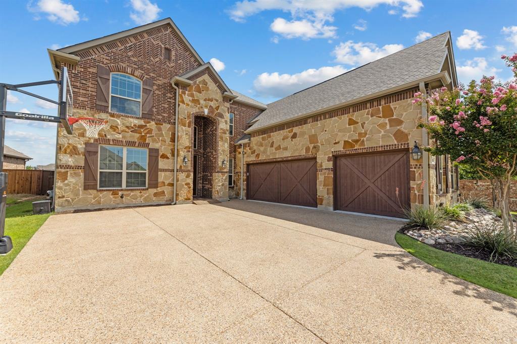 2924 Driftwood Creek Trail