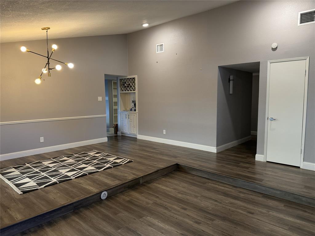 White Rock Village 02 - Residential